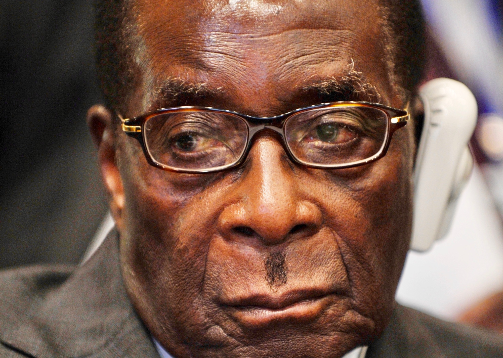 Mugabe171115