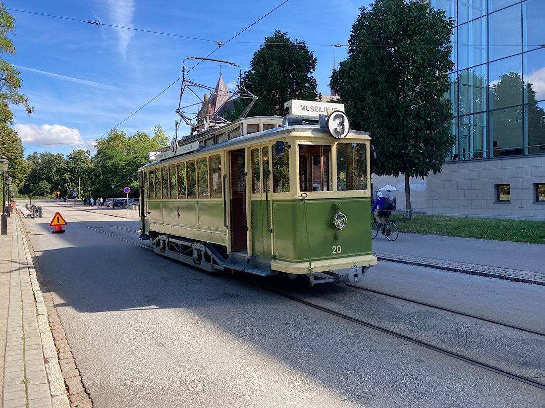Tram220906