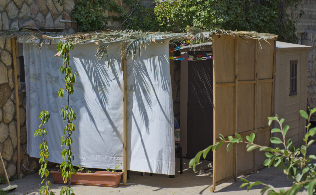 Succah230929